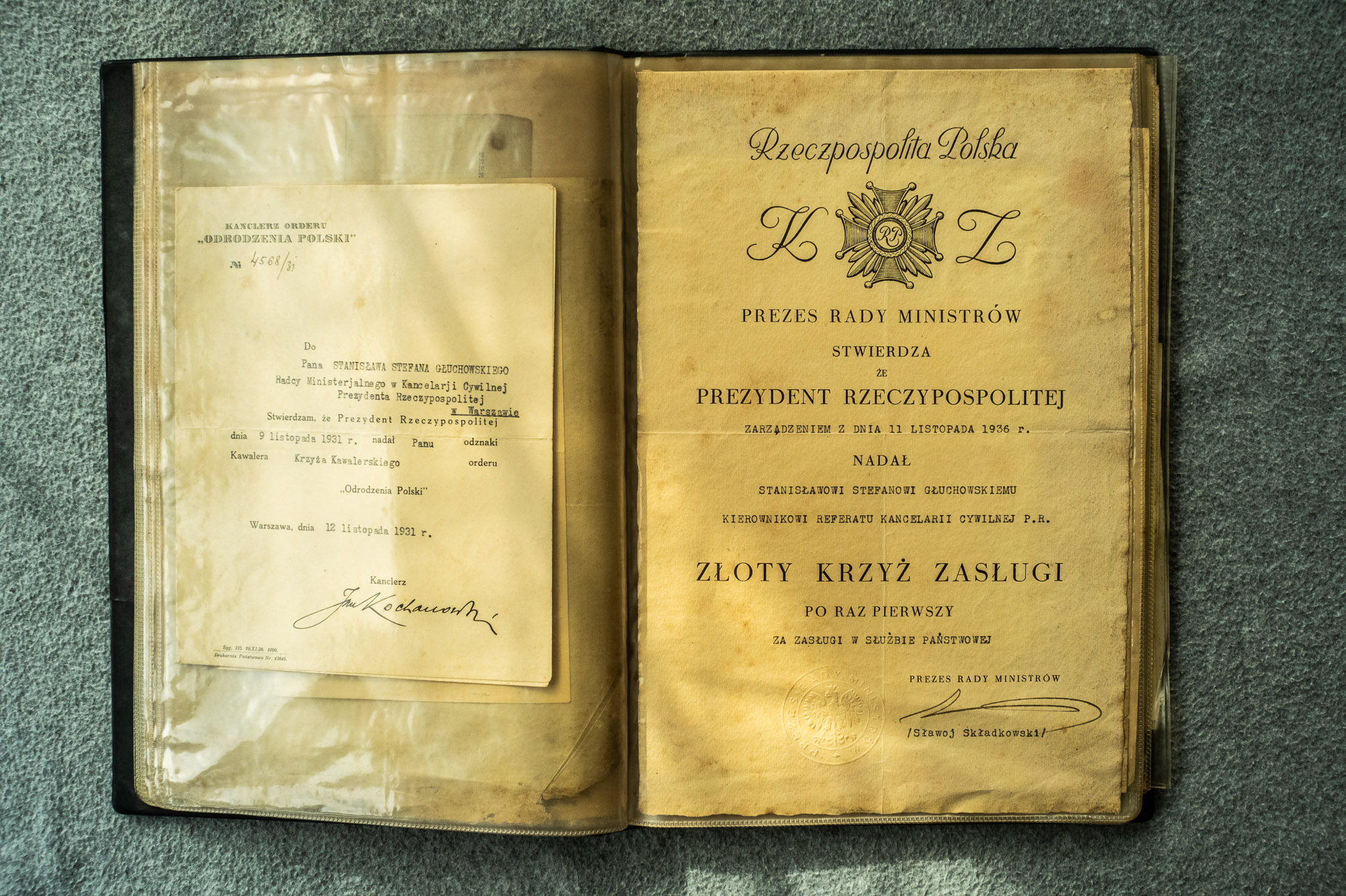 Pismo Kanclera Orderu "Odrodzenia Polski" Nr 4581/3 — zaświadczenie nadania Stanisławowi Stefanowi Głuchowskiemu odznaki Orderu Kawalera Krzyża "Odrodzenia Polski" 9.XI.1931, datowane 12.XI.1931