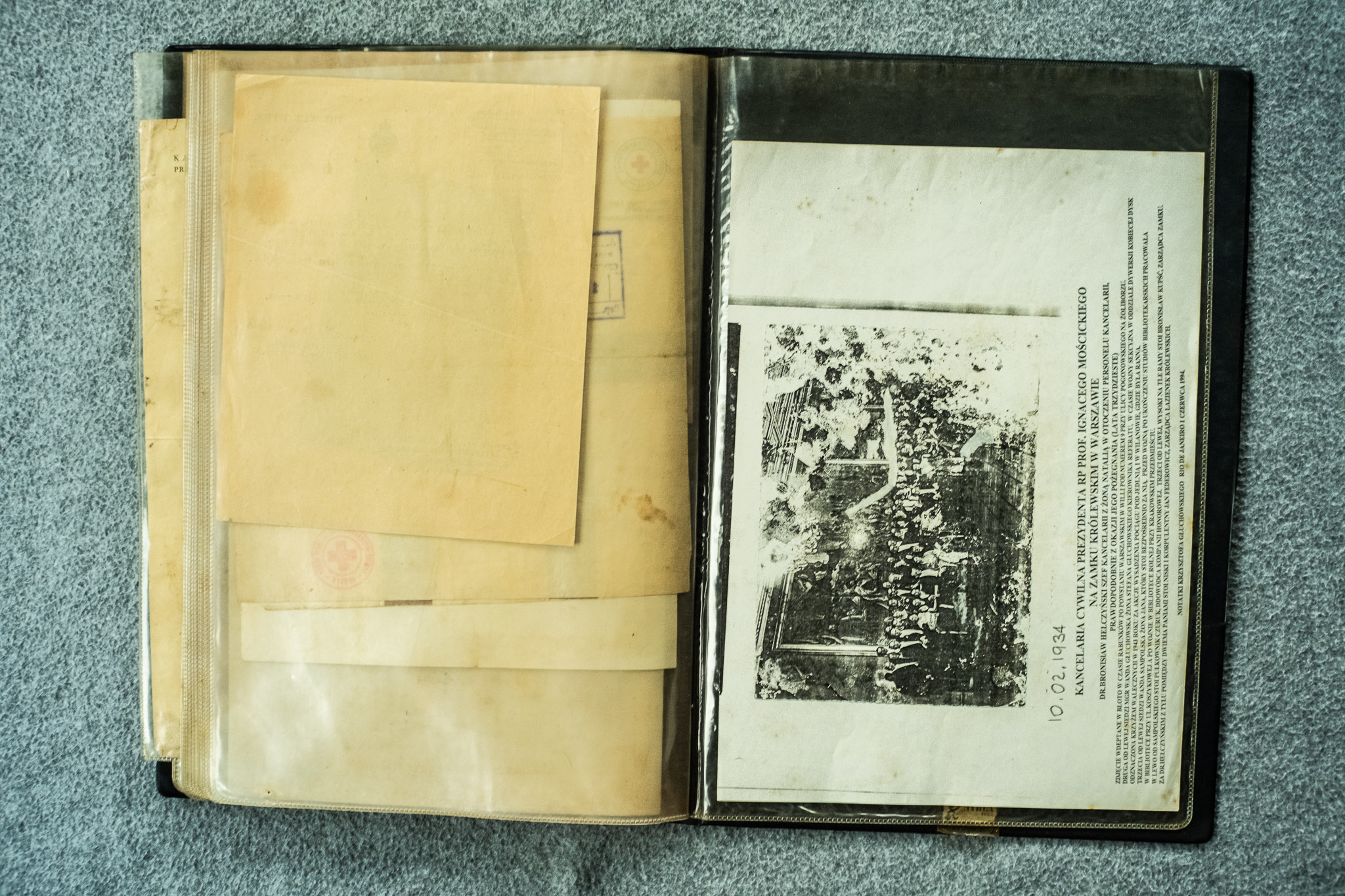 Sekcja C album fotograficzny — strona z mniejszą fotografią (DSCF6948)