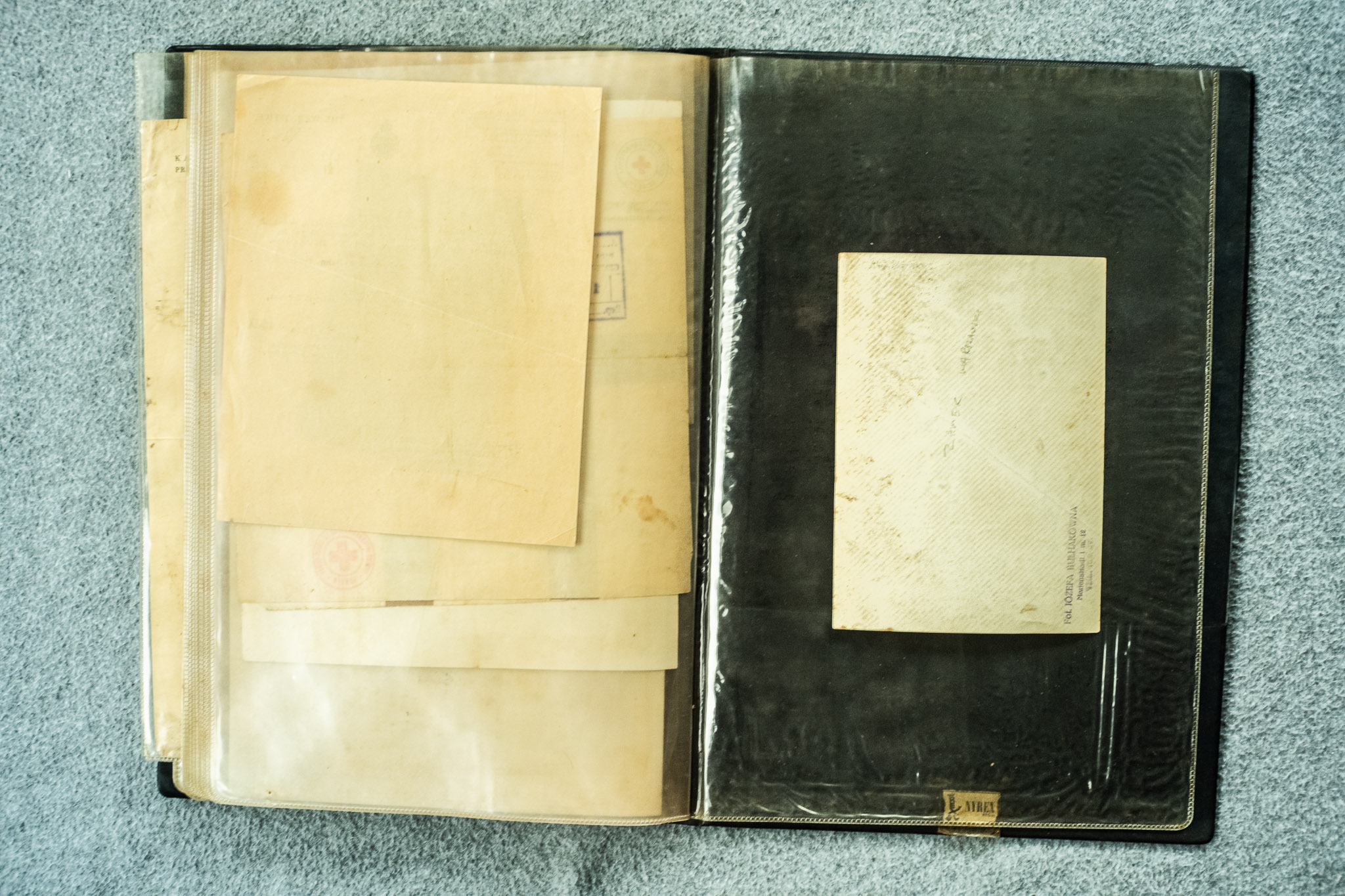 Sekcja C album fotograficzny — strona z dokumentem/fotografią (DSCF6950)