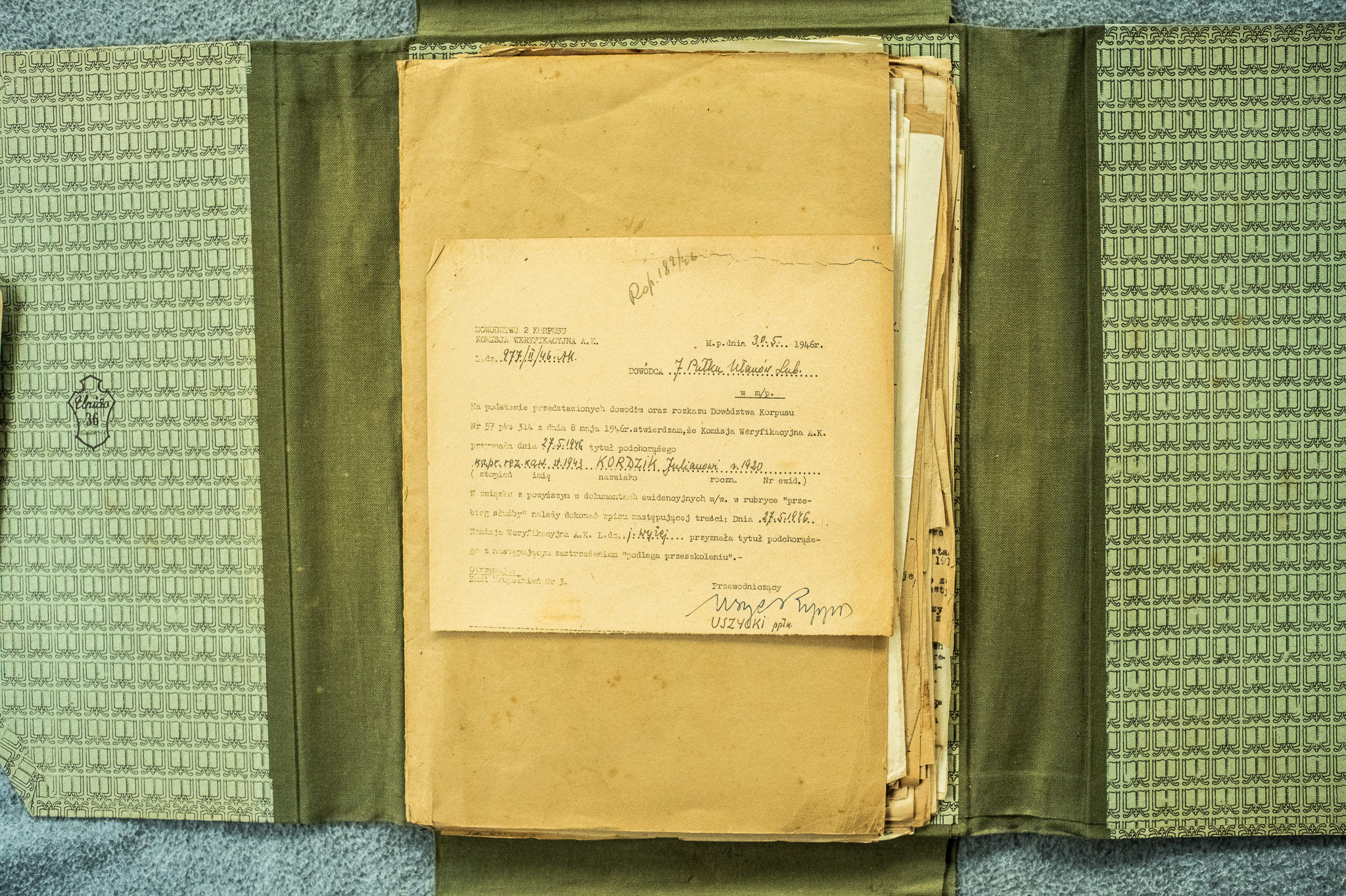 Dokument Komisji Weryfikacyjnej AK przy 9 Korpusie Polskim — weryfikacja "KORDZIK Bukowin r.1922" (DSCF6963), M.p. 22.II.1946, L.dz. 935/3/41/46