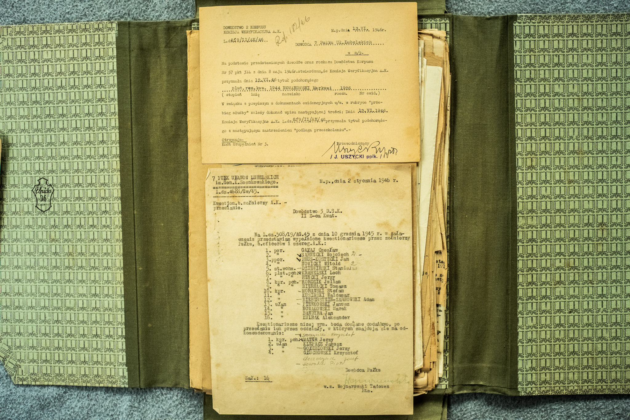 ★ Lista oficerów 7 P.UŁ. Lubelskich — nagłówek "DOWODSTWO 9 D.S.K. / II Z-D KMAT", M.p. 2 stycznia 1946, podpis dowódcy Wojnerowski Tadeusz (DSCF6980)