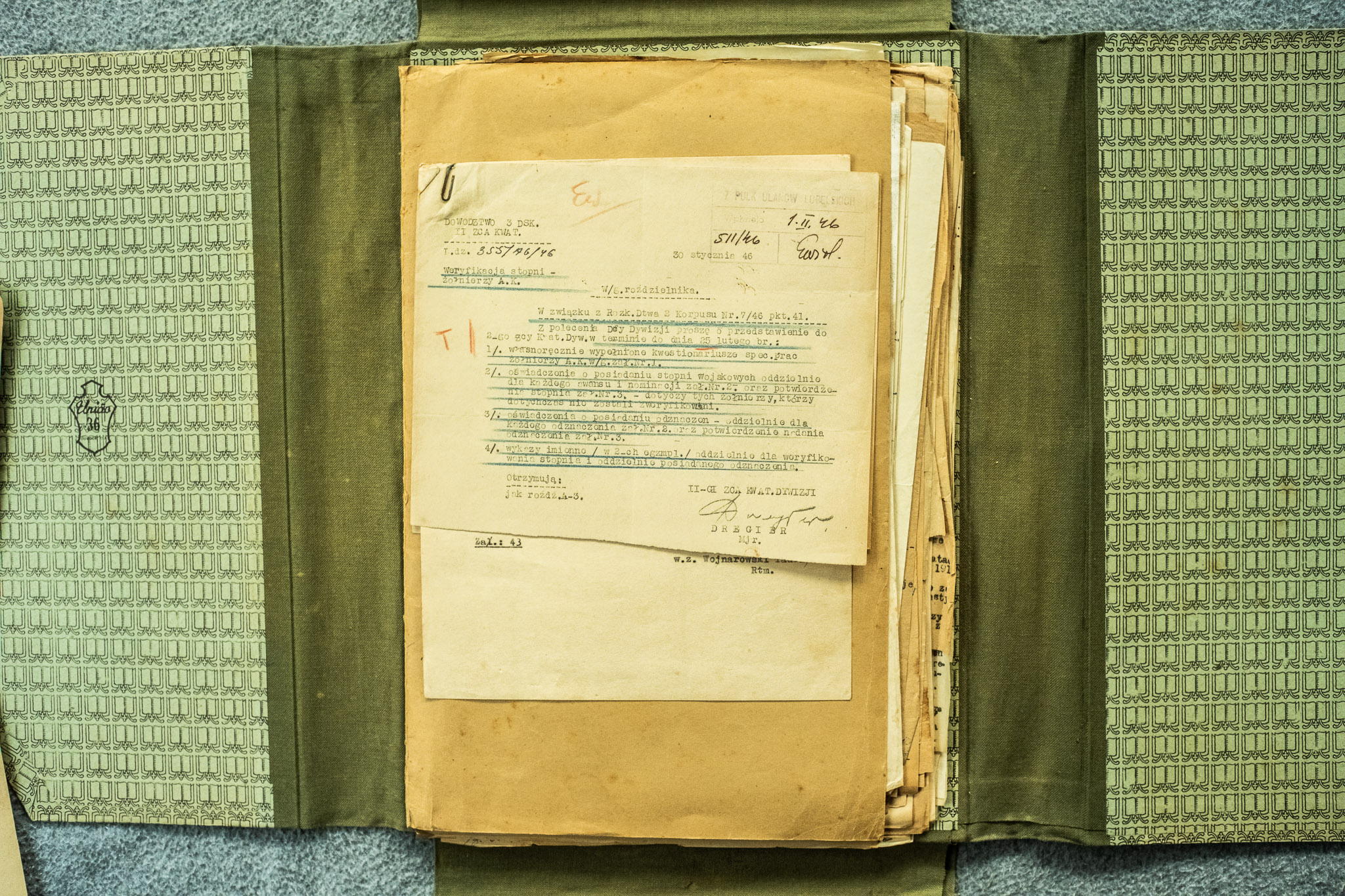Pismo Komisji Weryfikacyjnej AK z 1.II.1946 — DEMOKURJC ALPALSEK + lista 4 punktów weryfikacyjnych, podpis Brigi 99 / Mawszys / W.z. Wojnerowski Tadeusz (DSCF6983)