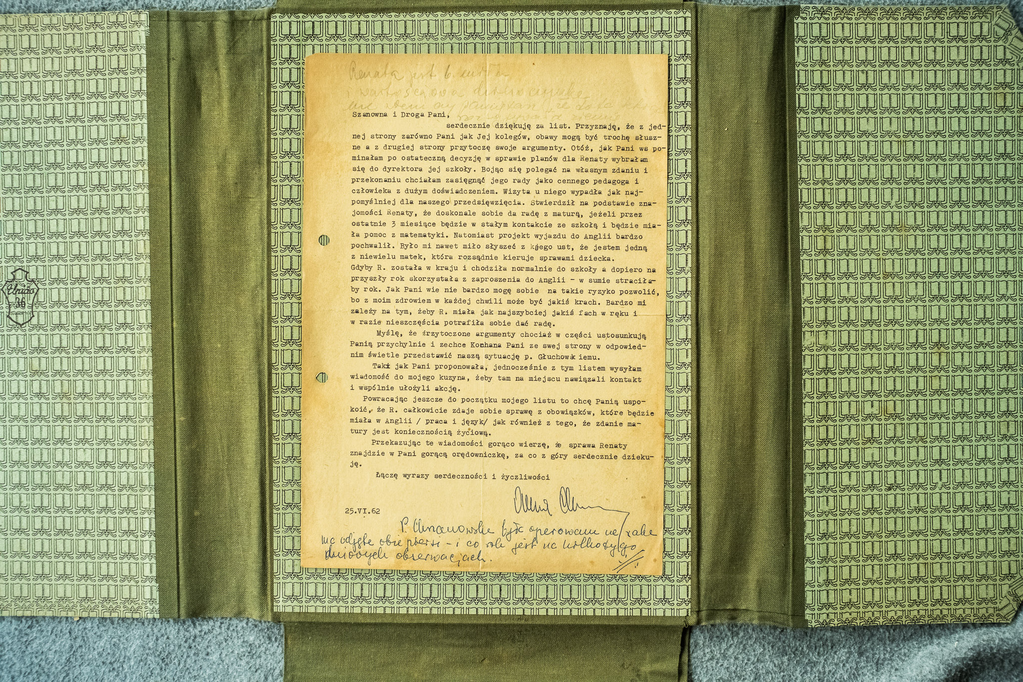 List p.Chrzanowskiej z Anglii o sprawie Renaty 25.VI.1962 (DSCF7037)