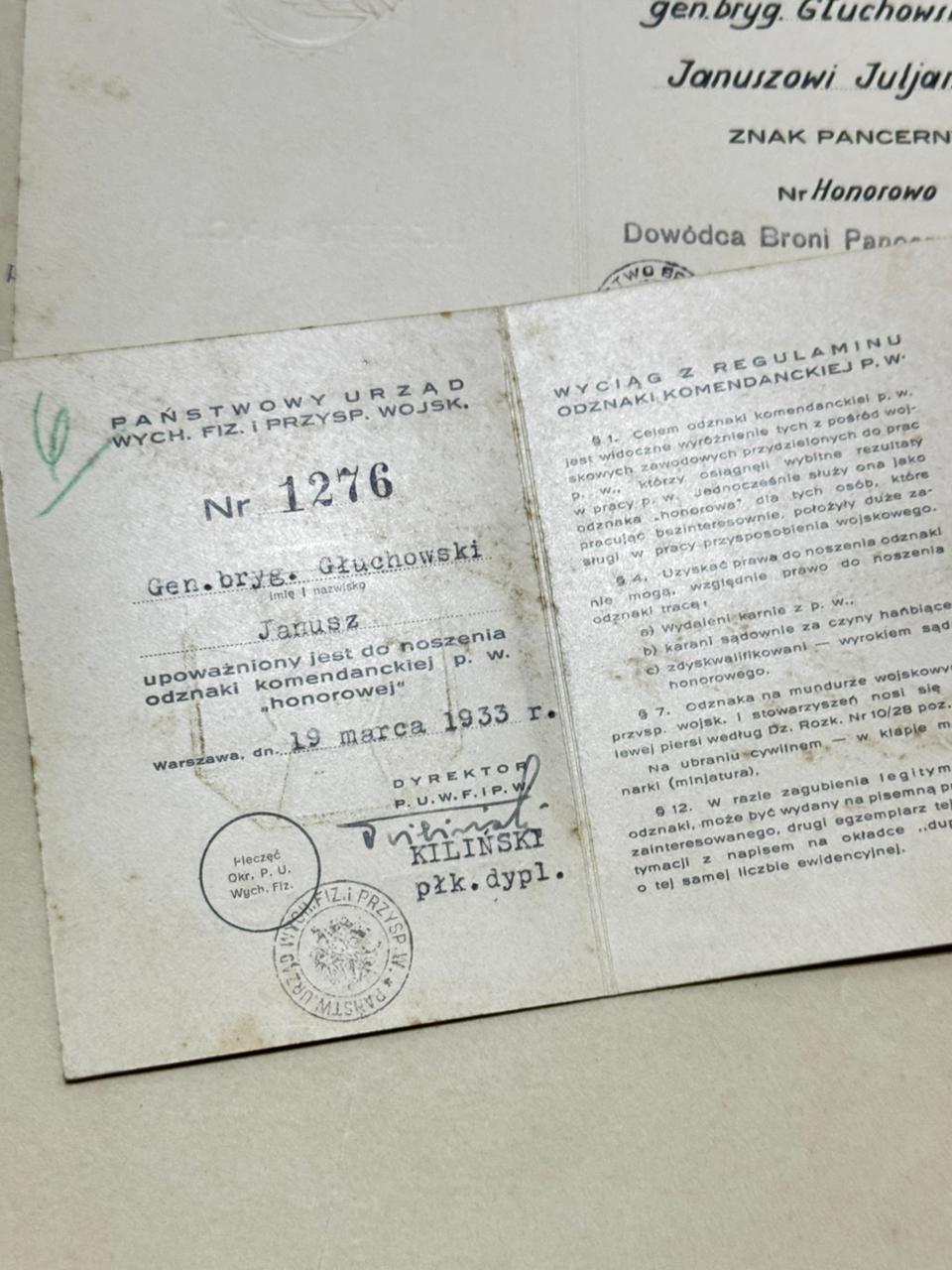 Legitymacja 'honorowej' Odznaki Komendanckiej P.W. Nr 1276 dla gen. bryg. Janusza Głuchowskiego (płk. Kiliński PUWF), 19.III.1933