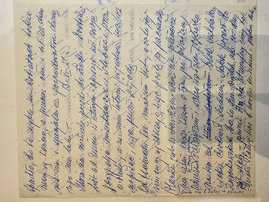 List Matki - paczka z UK: komplecik, zakiet, spodniczka, plaszcz; Irena o slubie