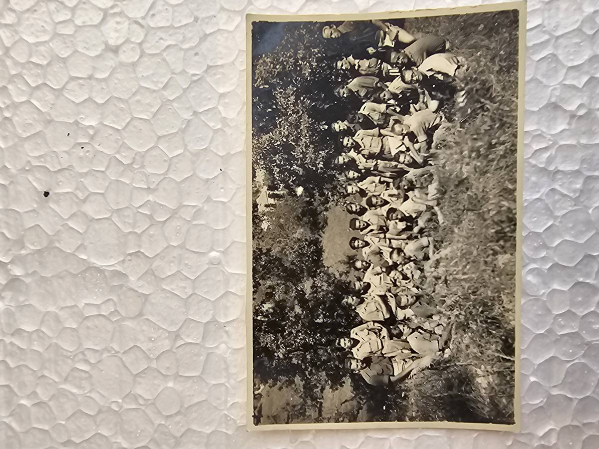 Fotografia grupowa II — Amandola 1946, 3 DSK (~15-18 osób, oficer w berecie)